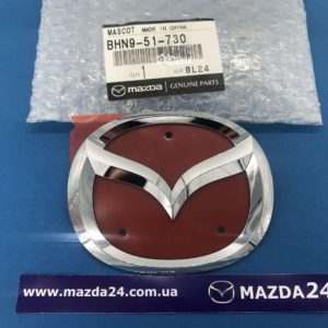 BHN951730 - Задняя эмблема Mazda 3 BM (2014-2016) хэтчбек